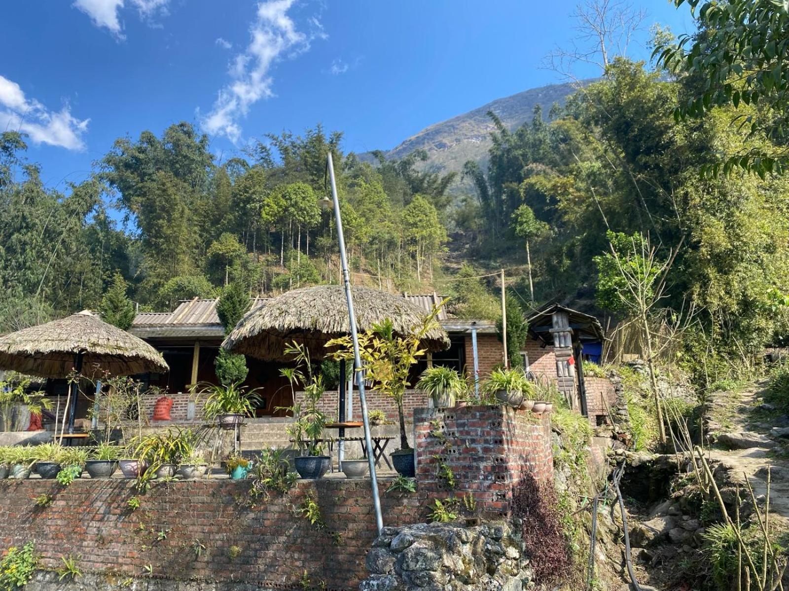 Sue Pa Family Trekking Homestay Sapa Exteriör bild